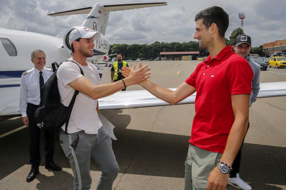 ĐOKOVIĆU PRIJATELJ ZABIJA NOŽ U LEĐA: Učiniću sve da Federer ostane najbolji na svetu - on je jedinstven!
