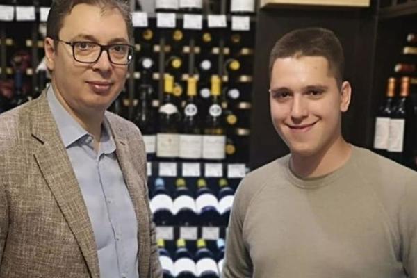 VUČIĆ ODGOVORIO NA VRLO VAŽNO PITANJE! Kako su ljudi znali gde sedi sin predsednika?