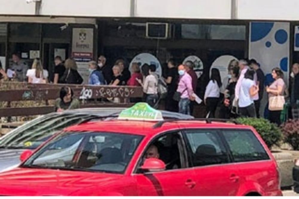 IMA LI KRAJA SUKOBU NOTARA I KATASTRA? Dokle će građani i dalje da čekaju na šalteru