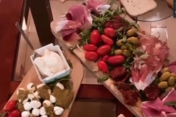 SRBI JEDU SVAKOG DANA OVE NAMIRNICE, A KATASTROFALNE SU PO ZDRAVLJE! Kada vidite spisak neće vam biti svejedno!