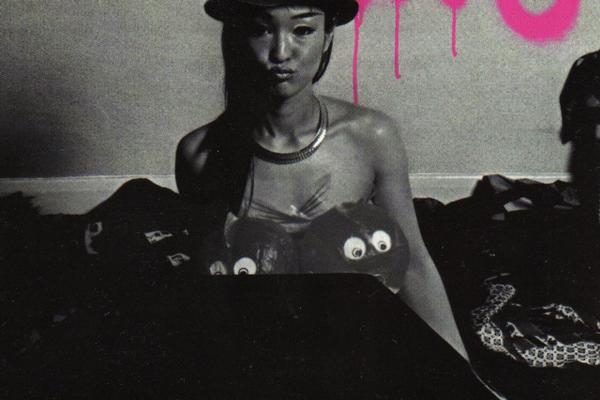 ČOVEK SENKA PREPORUČUJE: Ovo je pet albuma koje bi trebalo da preslušate danas (VIDEO)