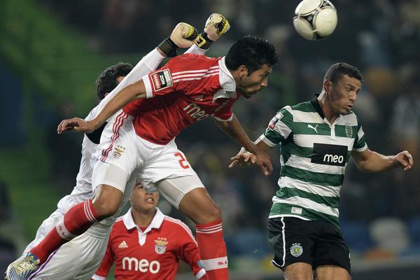 DOK MU JE NEROĐENO DETE UMIRALO, MEDIJI GA RAZAPELI! Otišao je u bolnicu kod svoje žene koja se porađala