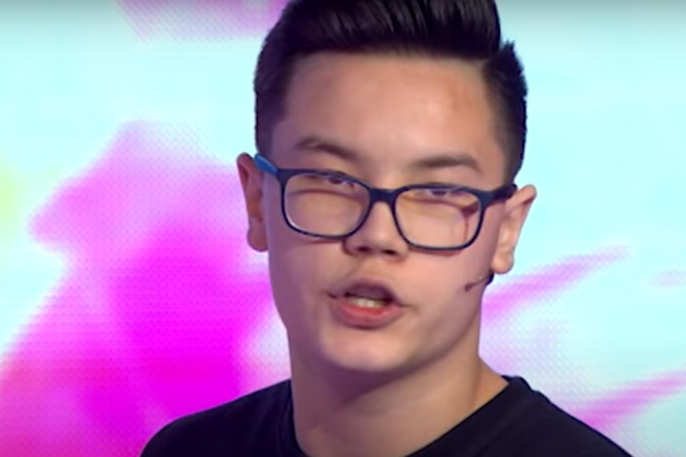 Matematičar, mađioničar, a trenira američki fudbal: David je sin Valjevke i Kineza i ima samo 17 godina