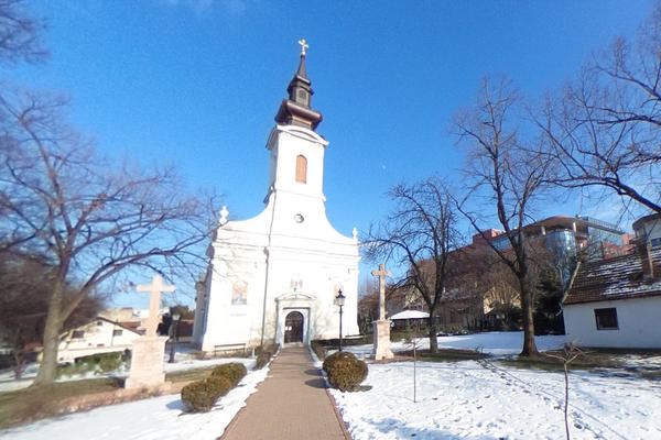NOVI DETALJI DRAME U SUBOTICI: Sin koji je izbo oca u porti crkve u Subotici je PSIHIČKI OBOLEO?