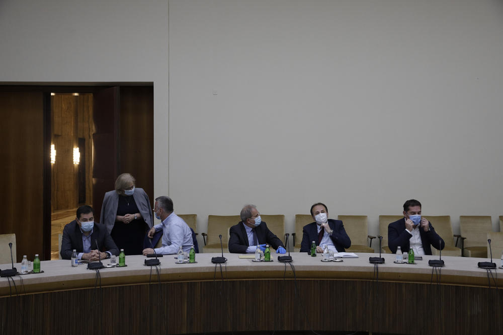 PONOVO DOZVOLJENI SAJMOVI I POSLOVNI SKUPOVI! Slovenci obazrivi, ipak postoje određena ograničenja!