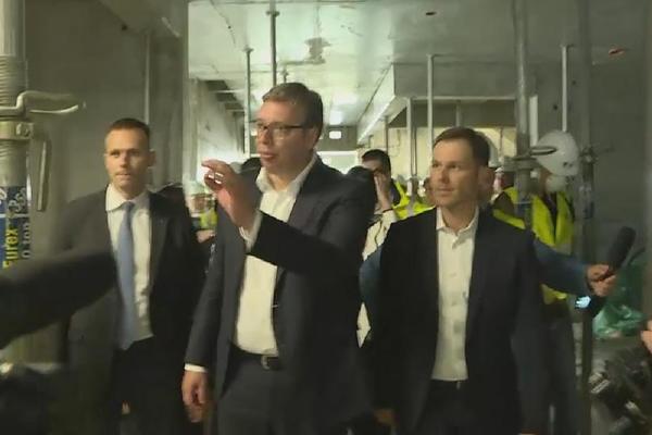 U OKTOBRU SE OTVARA NAJVEĆI ŠOPING MOL! Vučić u obilasku radova Beograda na vodi!