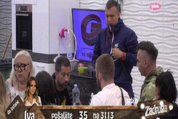 POGODITE KOJU JE OSTAVIO SEBI? Karić jednu Ivanu poslao u izolaciju, drugu u hotel!