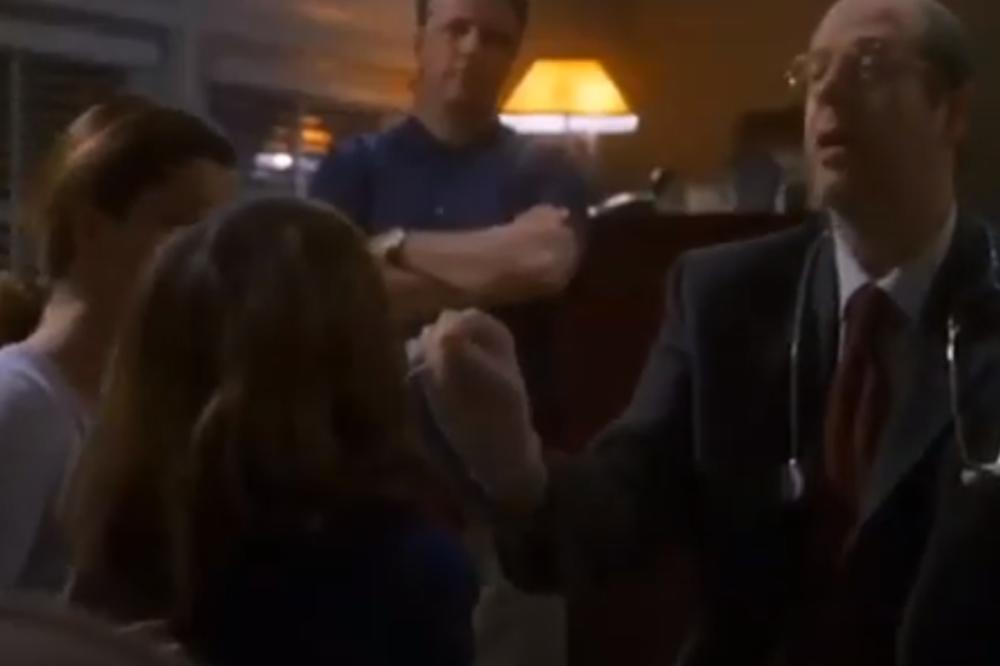 OVO JEDNOSTAVNO NIJE MOGUĆE: Kako je ova serija iz 2003. godine predvidela SVE?