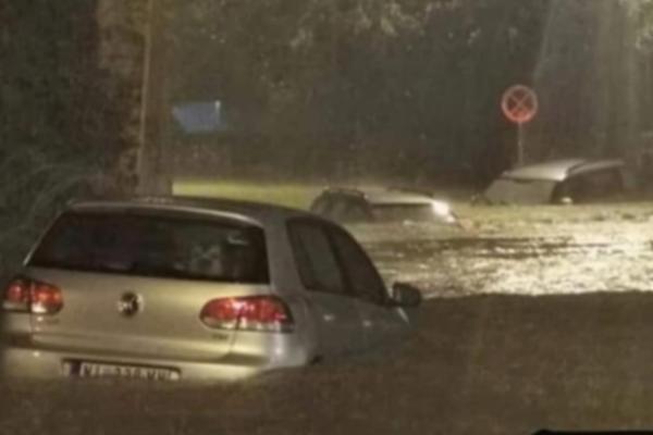 NE, OVA FOTOGRAFIJA NIJE FOTO-MONTAŽA! Ove slike su sinoć snimljene u jednom velikom srpskom gradu
