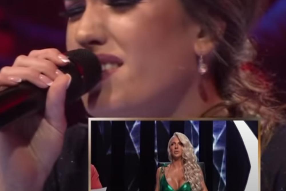 DEVOJKA KOJA IMA GOVORNU MANU I MUCA, IZAŠLA NA BINU DA PEVA: Kada je počela ceo žiri zinuo, morate hitno čuti!