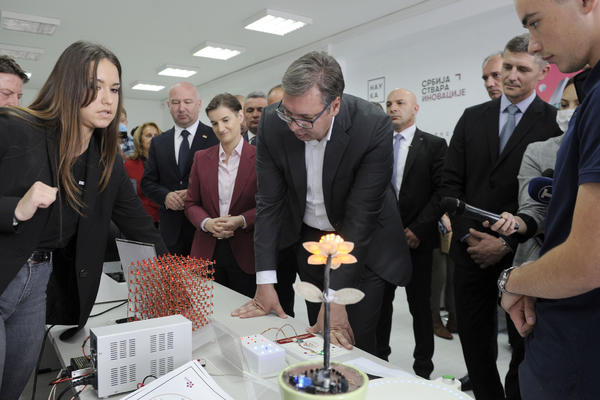 VUČIĆ OBIŠAO NOVI NAUČNO-TEHNOLOŠKI PARK U ČAČKU: Vidim da ste gladni uspeha i imate tigra u oku