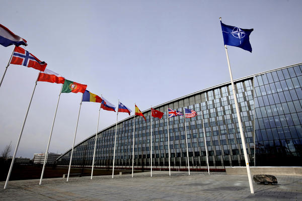 NATO OSMISLIO SATELIT KOJEG SVI TREBA DA SE ČUVAJU: Ministri iz 30 zemalja podržali SVEMIRSKU GROMADU!