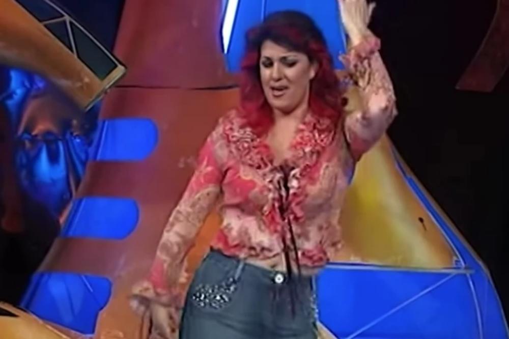 FOLK PEVAČICI PONUĐENO DA UĐE U ZADRUGU ZA POLA MILIONA EVRA: Ona odbila jer joj je vračara prorekla groznu sudbinu