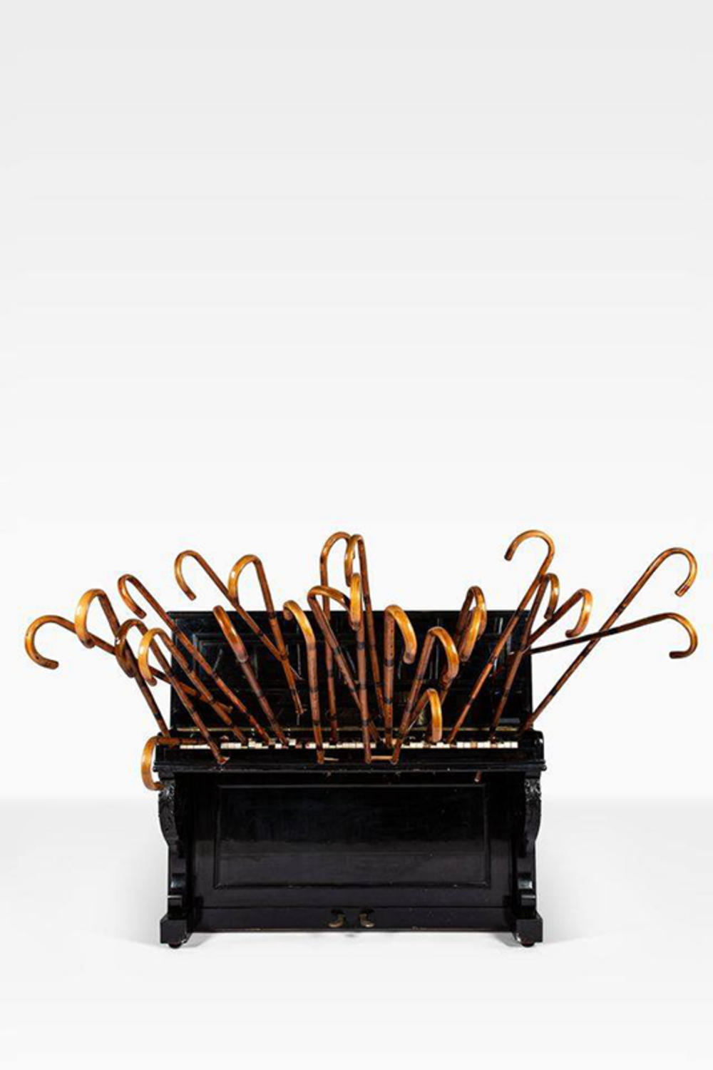 Fuxus Pianino, instalacija, foto: Giorgia Palmisano, 2004.