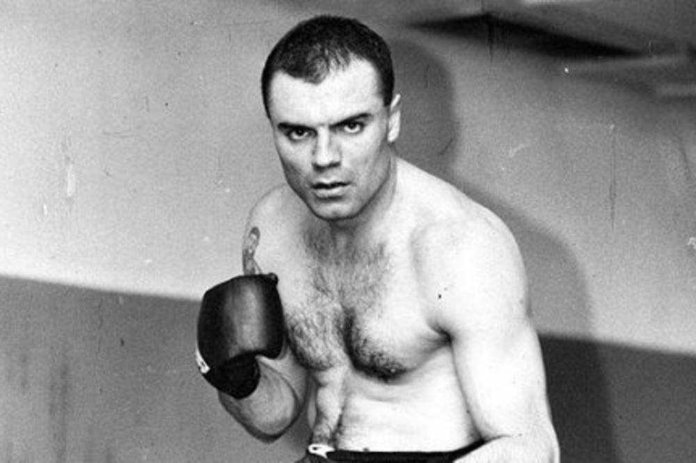 SVI ZNATE DA JE DIVAC BIO NAJSUROVIJI SRPSKI KRIMINALAC: Mnogima je bio idol, a on je NJEGA ISTETOVIRAO NA RAMENU