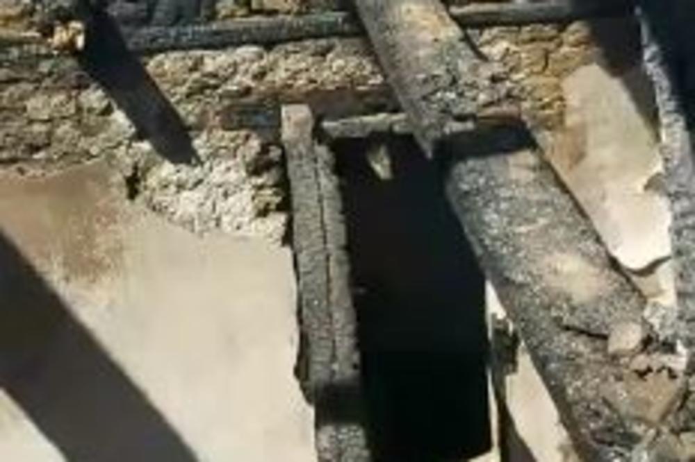 ISPLIVAO ŠOKANTAN SNIMAK! Simići nisu hteli da prodaju kuću Šiptarima, objekat spaljen do temelja! (VIDEO)