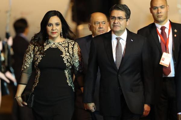 Bivši predsednik Hondurasa Ernandes izručen SAD-u zbog trgovine drogom