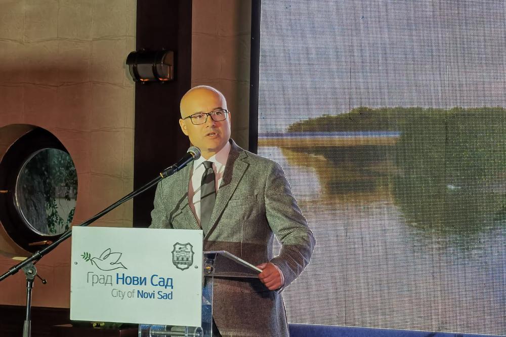 VEOMA ME JE POTRESLA VEST, NE POSTOJE REČI UTEHE! Saučešće Vučevića porodicama stradalih u požaru u fabrici