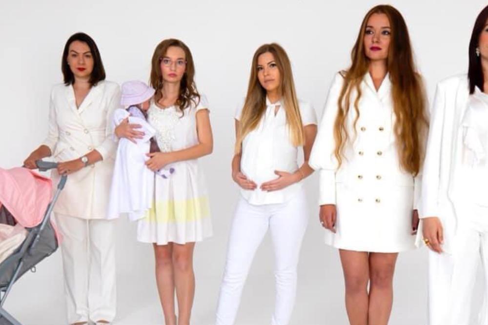 KAO DA STE U JEHOVINIM SVEDOCIMA, OVA LUTKA JE JEZIVA! Dr Jovanu i ekipu razapeli zbog nove fotke (FOTO)