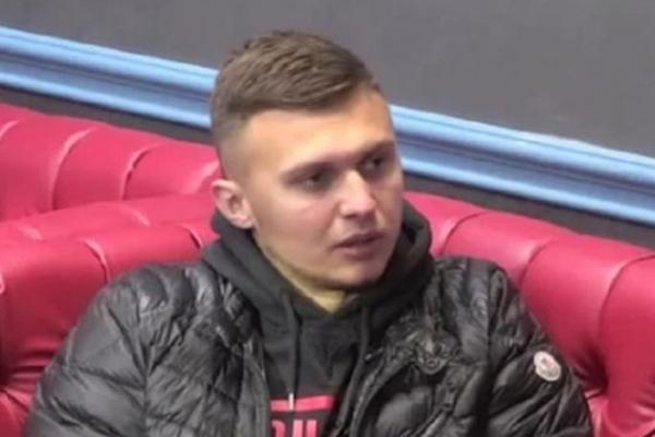 ONA SE NE POJAVLJUJE U JAVNOSTI, A VANVREMENSKA JE LEPOTICA! Ovako izgleda MAJKA Stefana Karića, NEVEROVATNO!(FOTO)