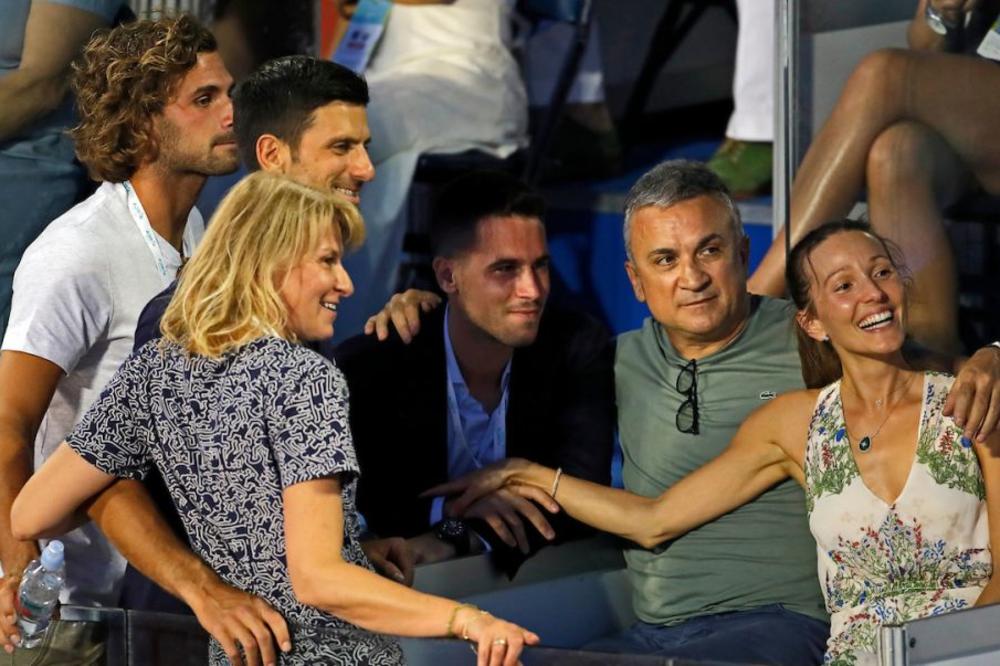 LEPŠA JE OD SADAŠNJE? Pogledajte kako izgleda bivša Đokovićeva, VOLEO JE TRI GODINE, PRAVA FAM FATALE! (FOTO)