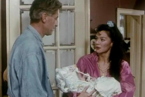 SEĆATE SE GLUMICE IZ "POLICAJCA SA PETLOVOG BRDA"? Evo kako danas izgleda NEKAD PRELEPA Maja Sabljić!