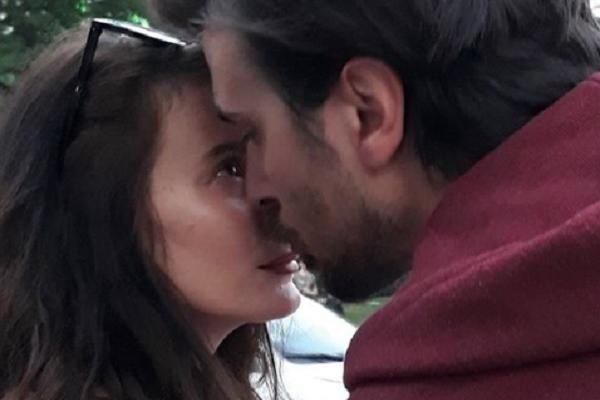 GLEDAM TE U DUŠU ZAUVEK, JEDINI MOJ! Hana se na potresan način oprostila od dečka Igora Torbice! (FOTO)