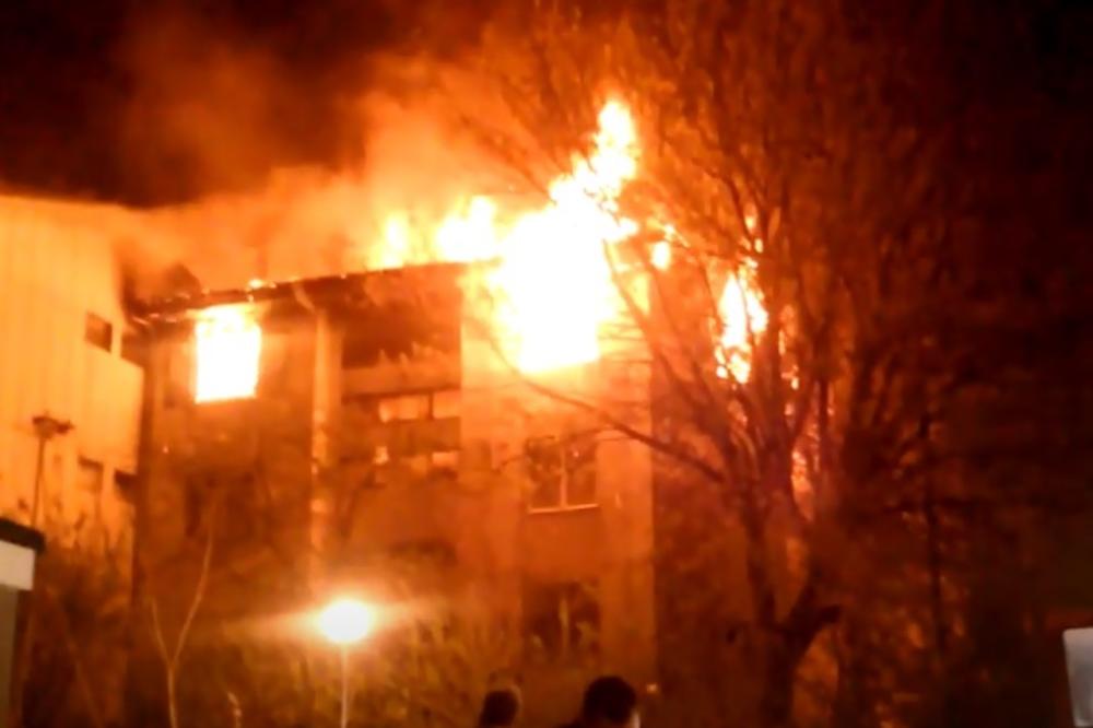 KAO ERUPCIJA VULKANA USRED NAŠEG GLAVNOG GRADA: Neverovatan snimak OGROMNOG POŽARA u Beogradu (VIDEO)