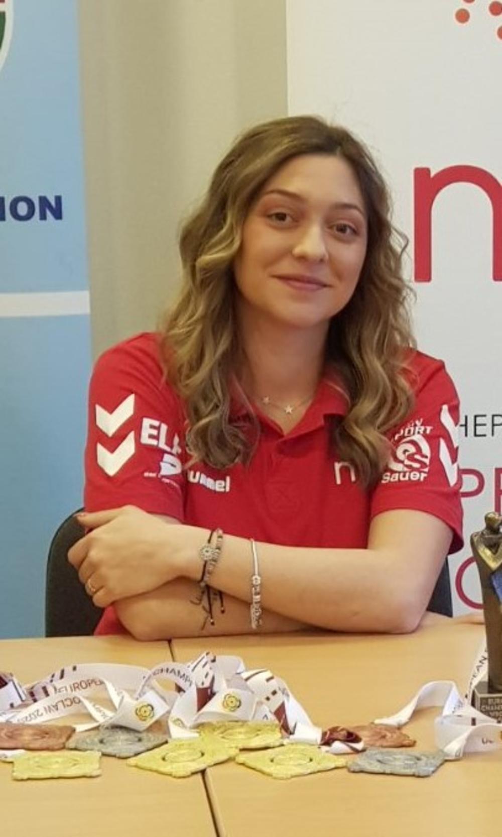 Bobana Momčilović Veličković