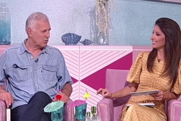 SANJA MARINKOVIĆ SE UMALO PREVRNULA SA STOLICE POSLE OVOG! Vanju Bulića privuklo kako VRCKA NA STOLU!