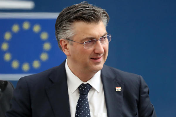 HRVATSKA DOBIJA RUSKU VAKCINU: Da li je Plenković zaobišao EU?