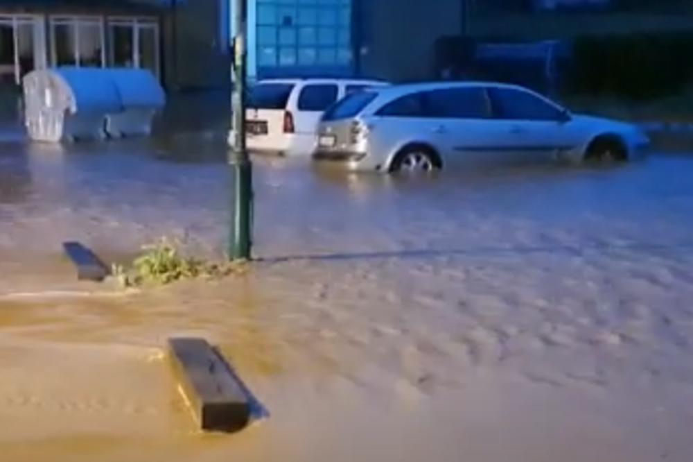 DRAMATIČNA NOĆ U SRPSKOM GRADU: Poplavljeno 80 domaćinstava, ljudi evakuisani iz domova (VIDEO)