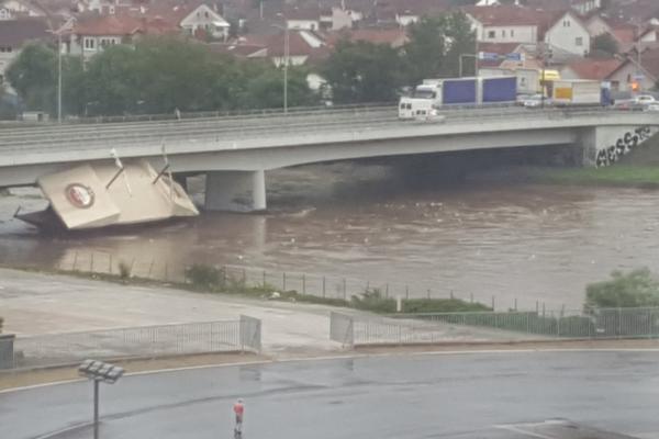 POTOP PRETI SRBIJI U PONEDELJAK I UTORAK! Za dva dana pada kiše KAO ZA MESEC DANA!