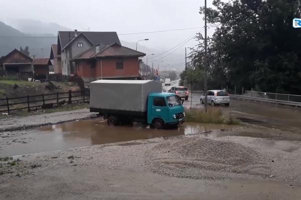IVANJICA JE, NA SVU OVU MUKU, 10 DANA BILA BEZ VODE! Sad im je svanulo, i to ne svima!