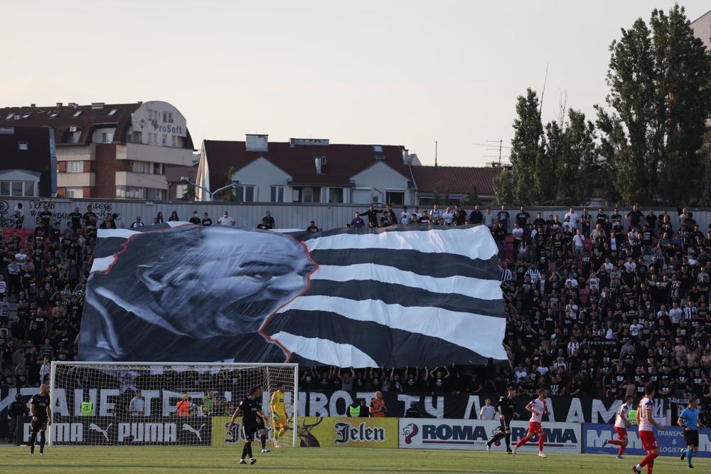 URLIK MIŠE TUMBASA ZA PETI U NIZU: Sve je gorelo, fantastična koreografija Grobara na finalu Kupa Srbije!