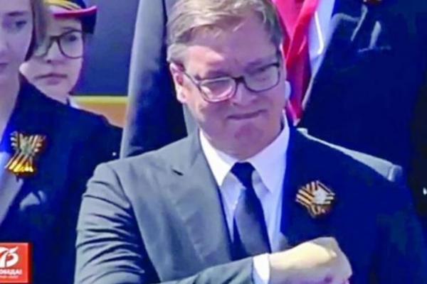 VUČIČ NIKAD NIJE BIO PONOSNIJI: Samo je stavio ruku na srce, FACA MU JE SVE OTKRILA