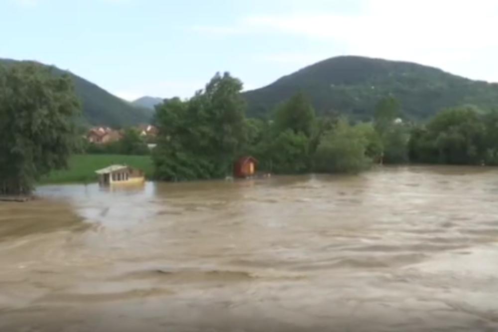 PREMINULE JOŠ DVE OSOBE U POPLAVAMA U RUSIJI! Broj žrtava popeo se na OSAM