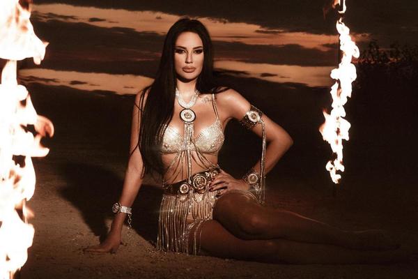 KATARINA GRUJIĆ OBJAVILA FOTKU SA IZGREBANIM AUTOM I ISPROZIVALA POČINIOCA: Što pre se uputi u policiju! (FOTO)