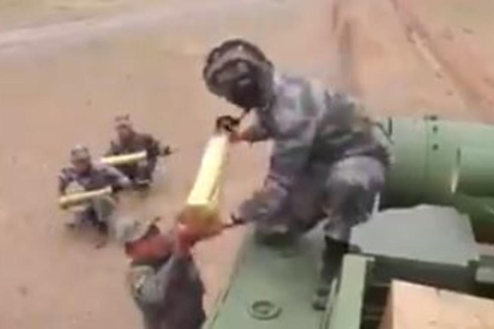 SVE SE VIDI, SVET JE SAZNAO: Satelitski snimci pokazali šta Kina radi na granici sa Indijom! (VIDEO)