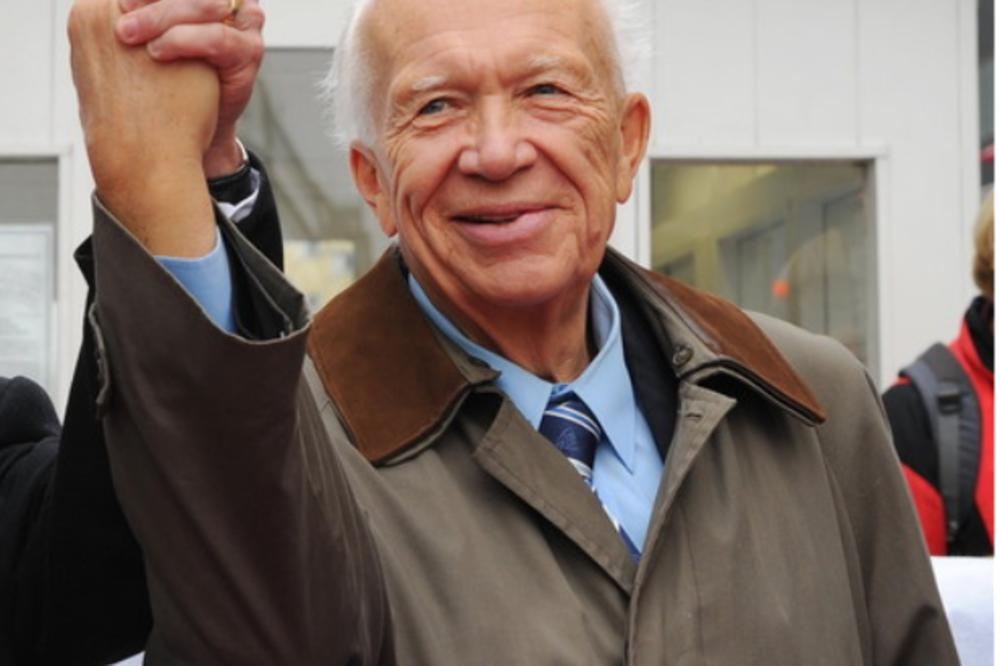 SIN NIKITE HRUŠČOVA SE UBIO: Sergej pucao sebi u glavu i oduzeo svoj život!