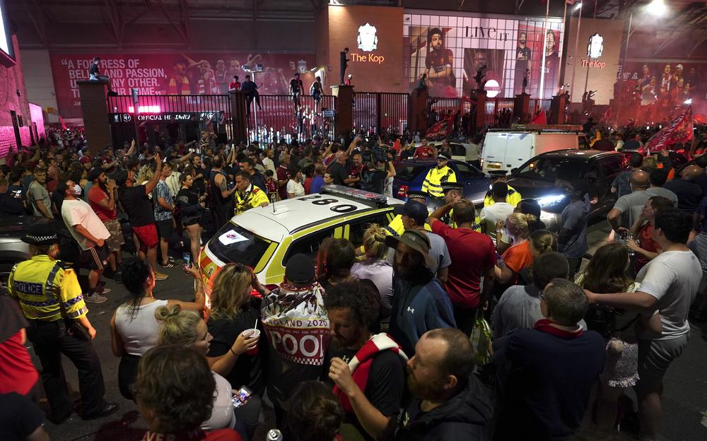 Navijači Liverpula prave 'koronaparti'  