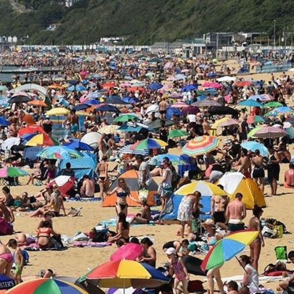 TOPLOTNI TALAS ODNEO 14 ŽIVOTA U VELIKOJ BRITANIJI: Među nastradalima ima i DECE, opasnost predstavlja 1 stvar!