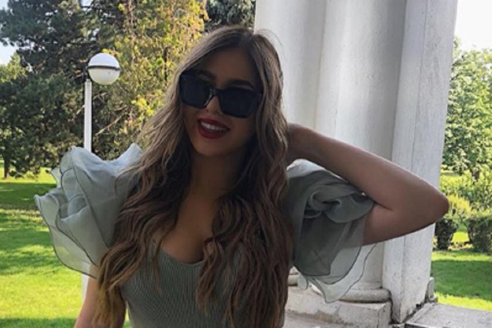 ČOLINA ĆERKA SKINULA ŠMINKU I POKAZALA SVIMA KAKO IZLEDA U PRIRODNOM IZDANJU! Internet poludeo, svi GLEDAJU u OVO!