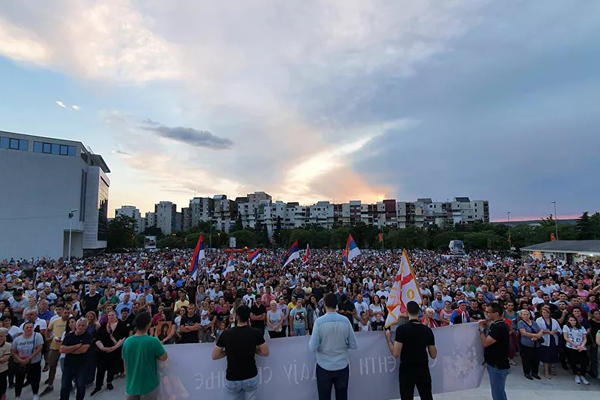 Molebani za spas svetinja širom Crne Gore, litija u Beranama, Nikšiću i Pljevljima