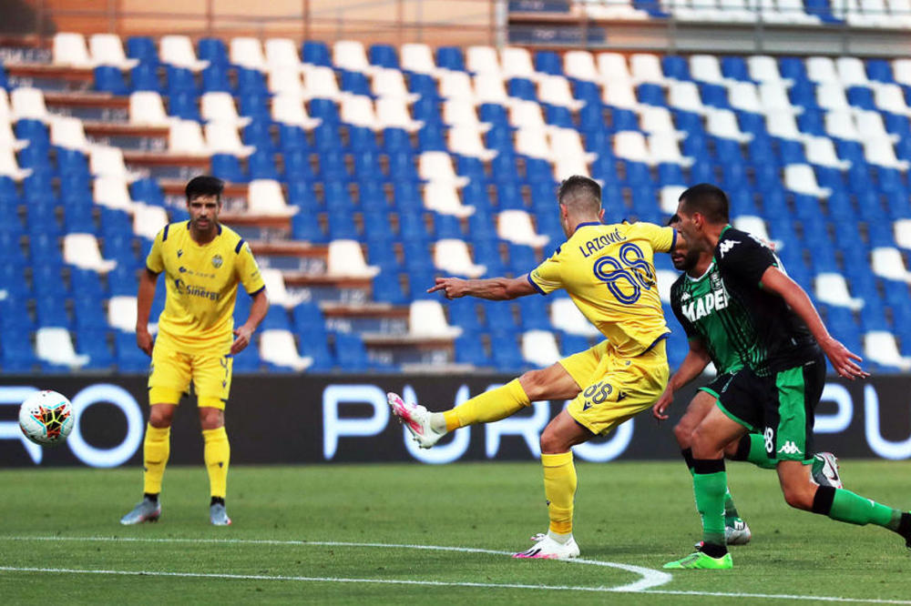 MOŽDA NIJE TOP, ALI NEKA ARTILJERIJA SIGURNO JESTE U NJEGOVIM NOGAMA: GolDarka Lazovića koji ni kamera nije videla!