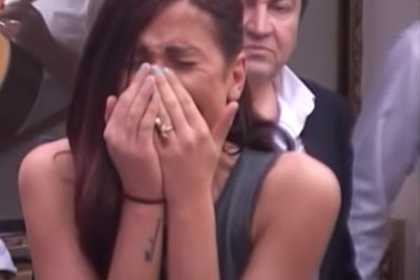 SKANDAL! NA SNIMAKU JE TIJANA AJFON, TRAŽI STAKLO DA SE UBIJE! Starleta želela da NAUDI SEBI na najsuroviji način