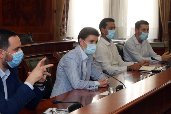 NEDIMOVIĆ VICEPREMIJER, POSTAJE DESNA RUKA ANE BRNABIĆ? Sklapa se novi ministarski tim!