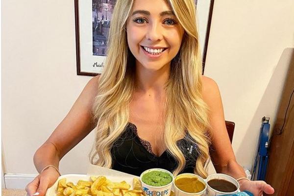 ŠOKIRALA JE CEO INTERNET! Ova sitna plavušica može da pojede više od 5 kamiondžija zajedno, a evo i kako! (FOTO)