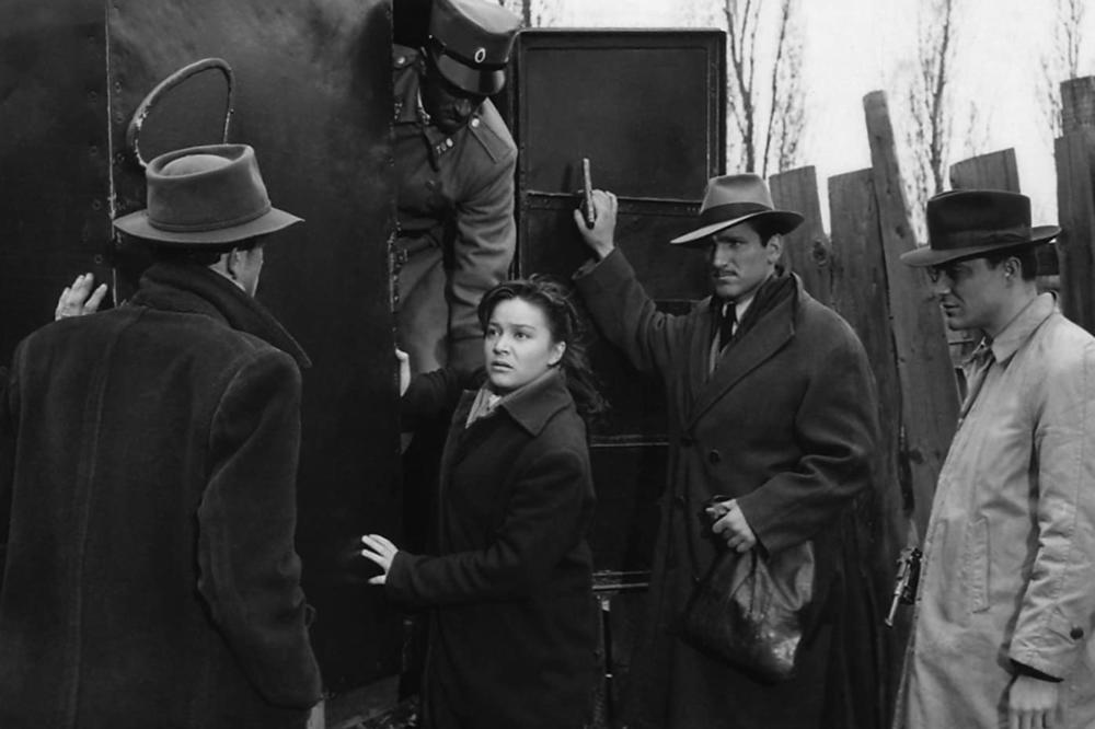 KLASICI S PREDNJIH I ZADNJIH SEDIŠTA AUTA: Predlozi za repertoar drajv-in bioskopa kod nas (treći, završni deo)