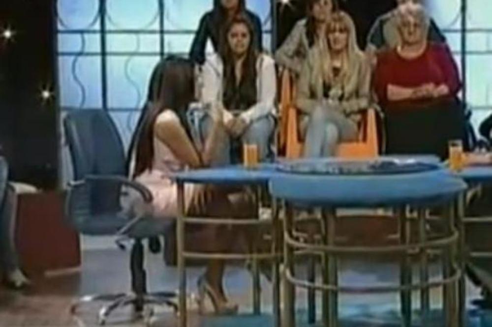 OTROVALA SE NAŠA POZNATA PEVAČICA! Desilo se kasno noću!